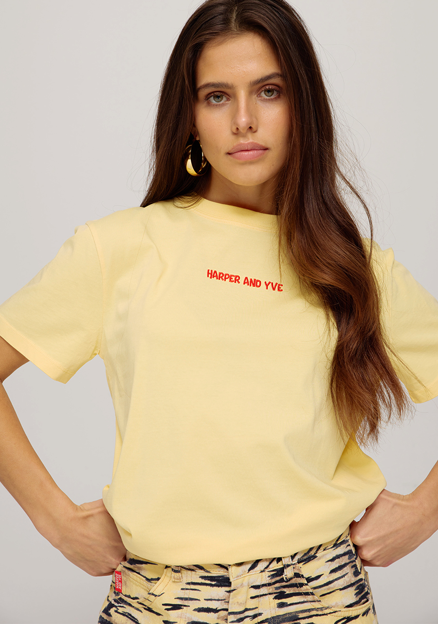 Harper & Yve T-shirt Guiltylist SS25Y306 Geel