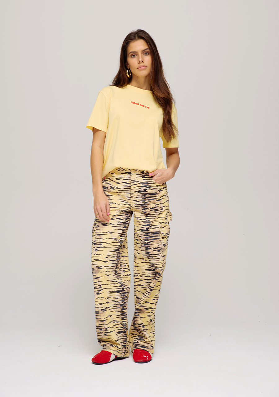 Harper & Yve T-shirt Guiltylist SS25Y306 Geel