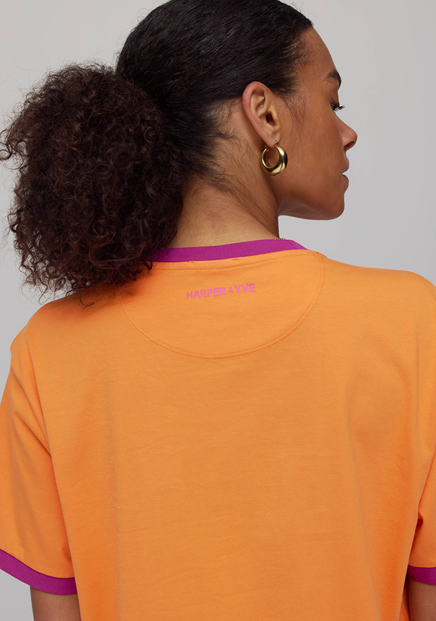 Harper & Yve T-shirt Drama club AW25Y303 Oranje Harper & Yve T-shirt Drama club AW25Y303 Oranje